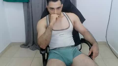 Snapshot of andres180950734 chatting on 05-25-26, 11:27 andres180950734 online show from 05-25-26, 11:27
