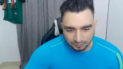 Snapshot of andres180950734 chatting on 06-08-26, 11:54 andres180950734 online show from 06-08-26, 11:54