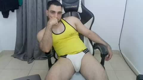 Snapshot of andres180950734 chatting on 06-13-26, 01:14 andres180950734 online show from 06-13-26, 01:14