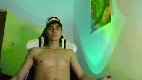 Andres 2977 online show from 07-30-26, 07:57