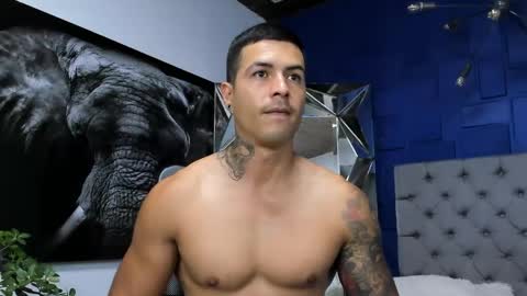 Snapshot of andres_clark chatting on 06-04-26, 04:35 insta andres clark online show from 06-04-26, 04:35