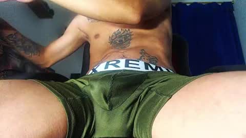 Snapshot of andres_cond chatting on 05-20-26, 11:33 Andrs o online show from 05-20-26, 11:33