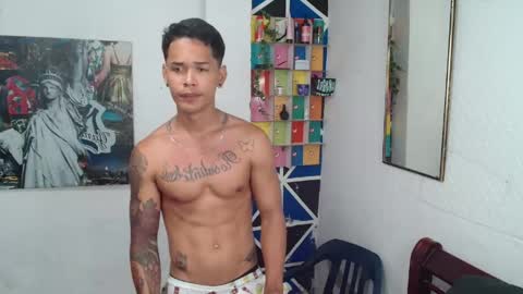 Snapshot of andres_santos777 chatting on 05-08-26, 05:40 andres_santos777 online show from 05-08-26, 05:40