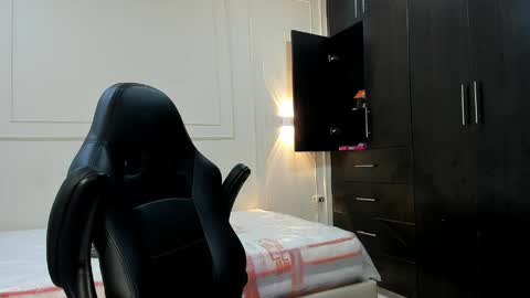 Snapshot of andres_stud chatting on 04-29-26, 03:21 andres_stud online show from 04-29-26, 03:21
