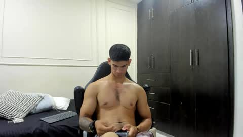 Snapshot of andres_stud chatting on 05-11-26, 03:34 andres_stud online show from 05-11-26, 03:34