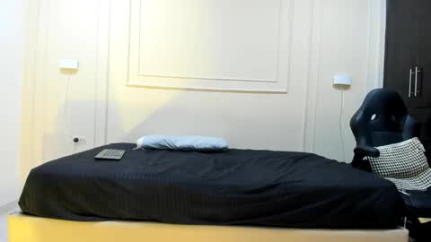 Snapshot of andres_stud chatting on 05-28-26, 04:32 andres_stud online show from 05-28-26, 04:32