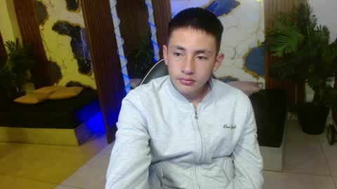 Snapshot of andres_tay chatting on 04-09-26, 06:19 andres_tay online show from 04-09-26, 06:19