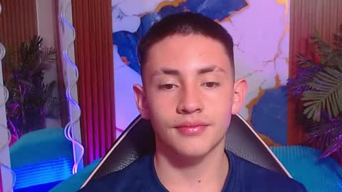Snapshot of andres_tay chatting on 04-20-26, 02:47 andres_tay online show from 04-20-26, 02:47