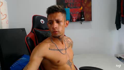 Andres white online show from 11-04-25, 05:56