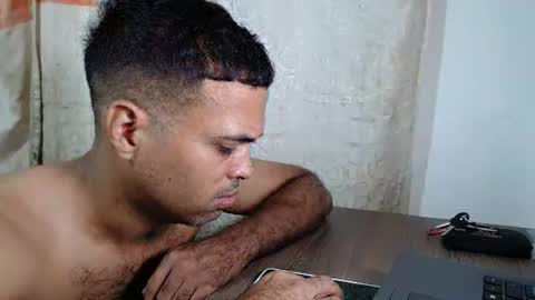 Snapshot of andresfern chatting on 11-23-25, 11:43 ANDRES online show from 11-23-25, 11:43