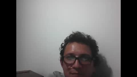 andresfloga online show from 10-14-25, 02:34