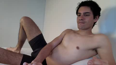 Snapshot of andrestorres0 chatting on 12-25-24, 08:39 Andres Torres online show from 12-25-24, 08:39