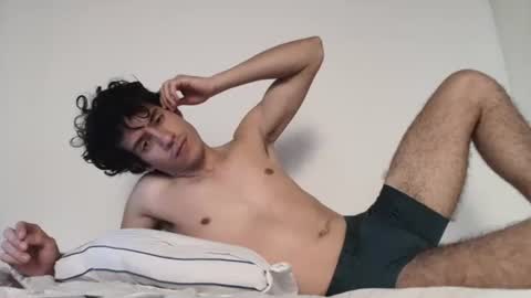 Snapshot of andrestorres0 chatting on 02-23-25, 03:51 Andres Torres online show from 02-23-25, 03:51