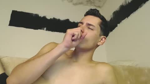 Snapshot of andrestorres0 chatting on 10-26-25, 02:34 Andres Torres online show from 10-26-25, 02:34