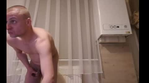 andrew3356577 online show from 04-05-26, 08:39