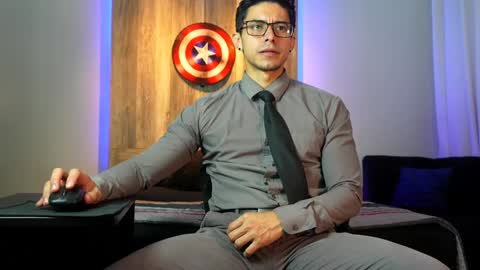 Snapshot of andrew_elliot chatting on 12-06-24, 06:59 Andrew online show from 12-06-24, 06:59