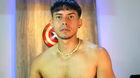 Snapshot of andrew_elliot chatting on 03-07-25, 02:46 Andrew online show from 03-07-25, 02:46