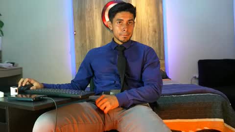 Andrew online show from 02-11-26, 01:32