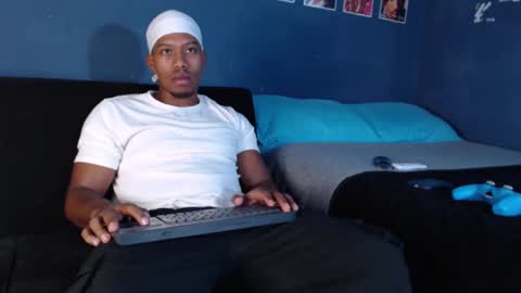 Snapshot of andrew_hoult chatting on 02-05-25, 09:29 Andrew online show from 02-05-25, 09:29