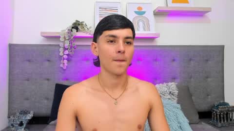 Snapshot of andrew_restrepo chatting on 04-27-26, 04:38 andrew restrepo online show from 04-27-26, 04:38