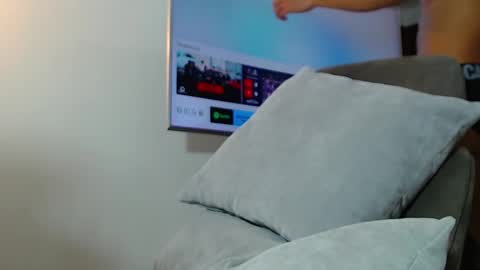 Snapshot of andrew_west_ chatting on 01-16-25, 11:48 ANDREW WEST online show from 01-16-25, 11:48