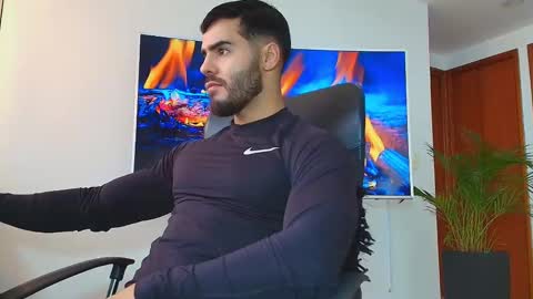 Snapshot of andrew_west_ chatting on 03-10-25, 01:10 ANDREW WEST online show from 03-10-25, 01:10