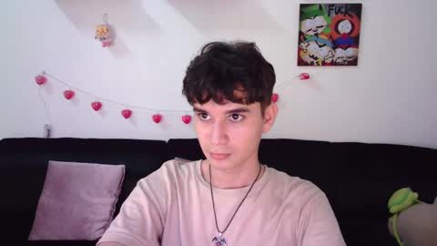 Snapshot of andrewanndcherry chatting on 02-11-25, 01:20 Andrew and Cherry online show from 02-11-25, 01:20