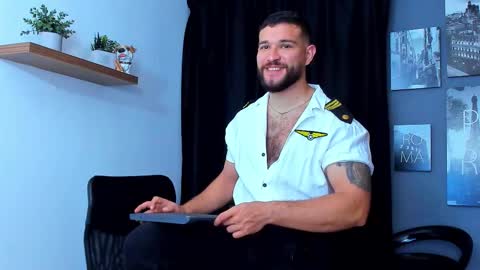 Andrew Diaz online show from 10-23-25, 05:51