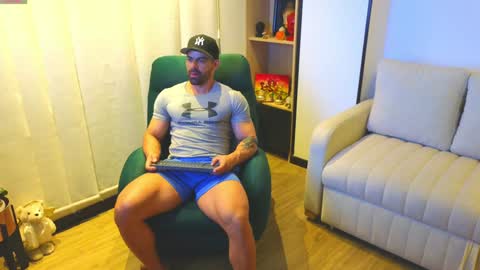 Snapshot of andrewfame chatting on 12-06-24, 02:35 Andrew online show from 12-06-24, 02:35