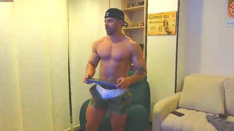 Snapshot of andrewfame chatting on 02-16-25, 02:20 Andrew online show from 02-16-25, 02:20