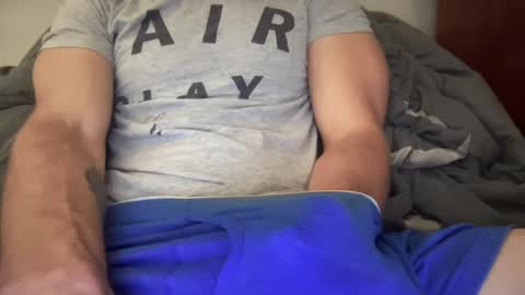 Snapshot of andrewholdsteady chatting on 10-05-25, 01:59 andrewholdsteady online show from 10-05-25, 01:59