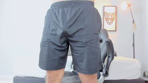 Andrewlamar21 online show from 01-04-25, 04:43