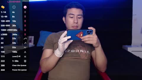 andrewmhilton_ online show from 01-12-25, 01:32