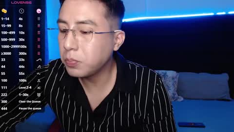 andrewmhilton_ online show from 01-17-25, 02:39