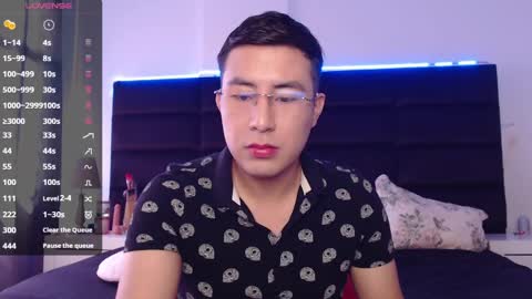 andrewmhilton_ online show from 01-19-25, 06:53