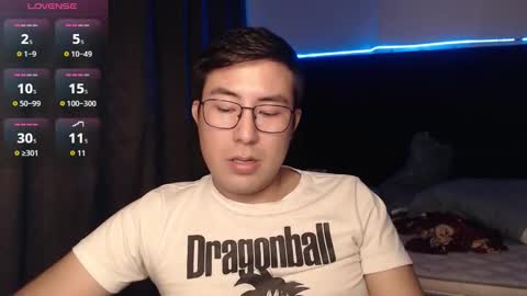 andrewmhilton_ online show from 12-03-25, 04:42