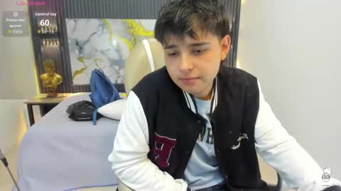 ANDREW online show from 09-18-25, 01:13