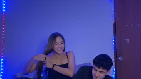 Snapshot of andrezukii chatting on 10-18-25, 10:32 Andresuki online show from 10-18-25, 10:32