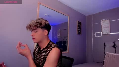 Snapshot of andrius_24 chatting on 01-26-25, 01:04 online show from 01-26-25, 01:04