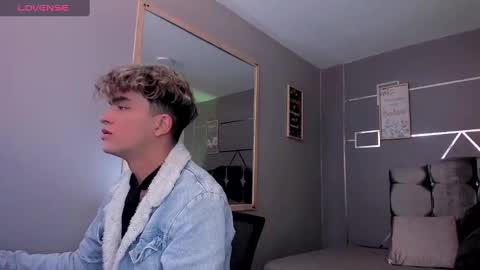 Snapshot of andrius_24 chatting on 01-27-25, 12:58 online show from 01-27-25, 12:58