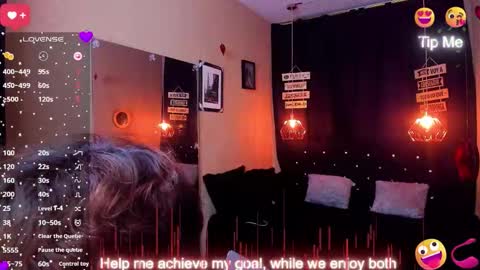 Snapshot of andrius_24 chatting on 09-18-25, 06:54 online show from 09-18-25, 06:54