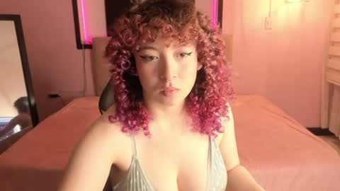Snapshot of androm3da_ chatting on 06-16-26, 07:27 androm3da_ online show from 06-16-26, 07:27