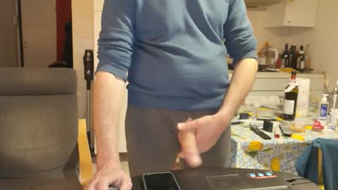 androx77 online show from 03-06-26, 05:42