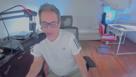 Andrew online show from 12-19-25, 06:04