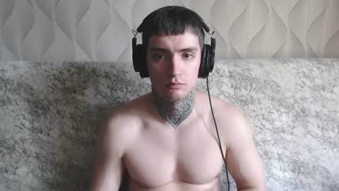 Snapshot of andy4life chatting on 06-18-26, 01:59 andy4life online show from 06-18-26, 01:59