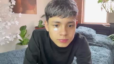 Snapshot of andy_belier chatting on 02-11-26, 02:44 Andy online show from 02-11-26, 02:44