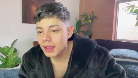 Snapshot of andy_belier chatting on 03-04-26, 02:01 Andy online show from 03-04-26, 02:01