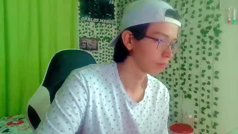 Andy Gray online show from 10-12-25, 04:28