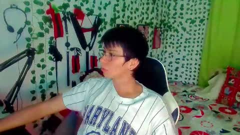 Andy Gray online show from 01-06-26, 06:00