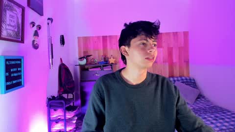 andy_guez_11 online show from 12-02-24, 09:45